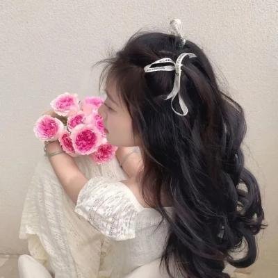 以遇刺为生的女人